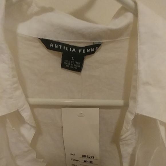 Top - Picture 2 of 2